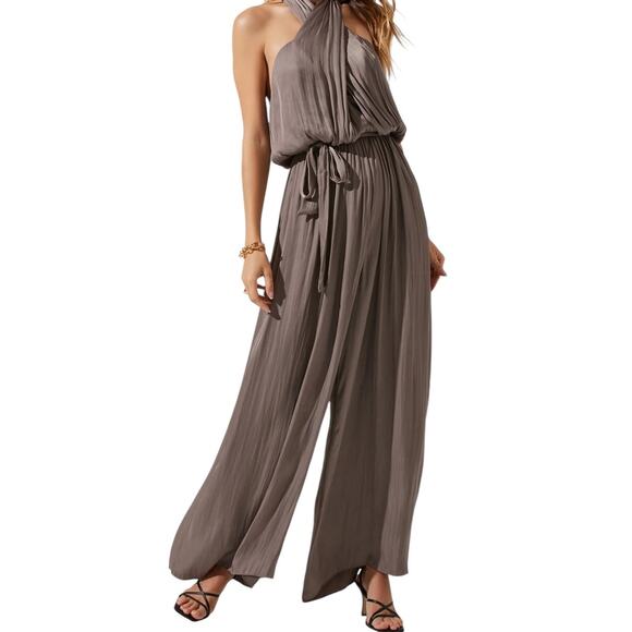 ASTR the Label Cheryl Backless Halter Wide Leg Mushroom Beige Jumpsuit Sz Small - Picture 1 of 16